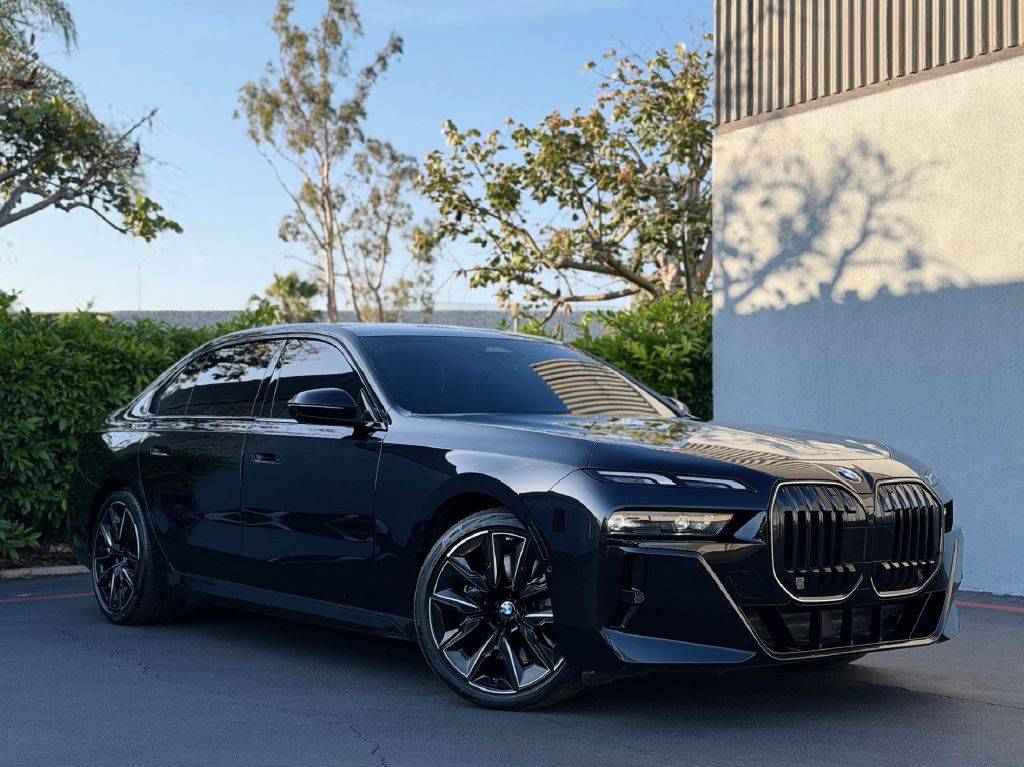 2025 BMW 7 Series 760i — Sedan — 12,432 mi — Costa Mesa, CA