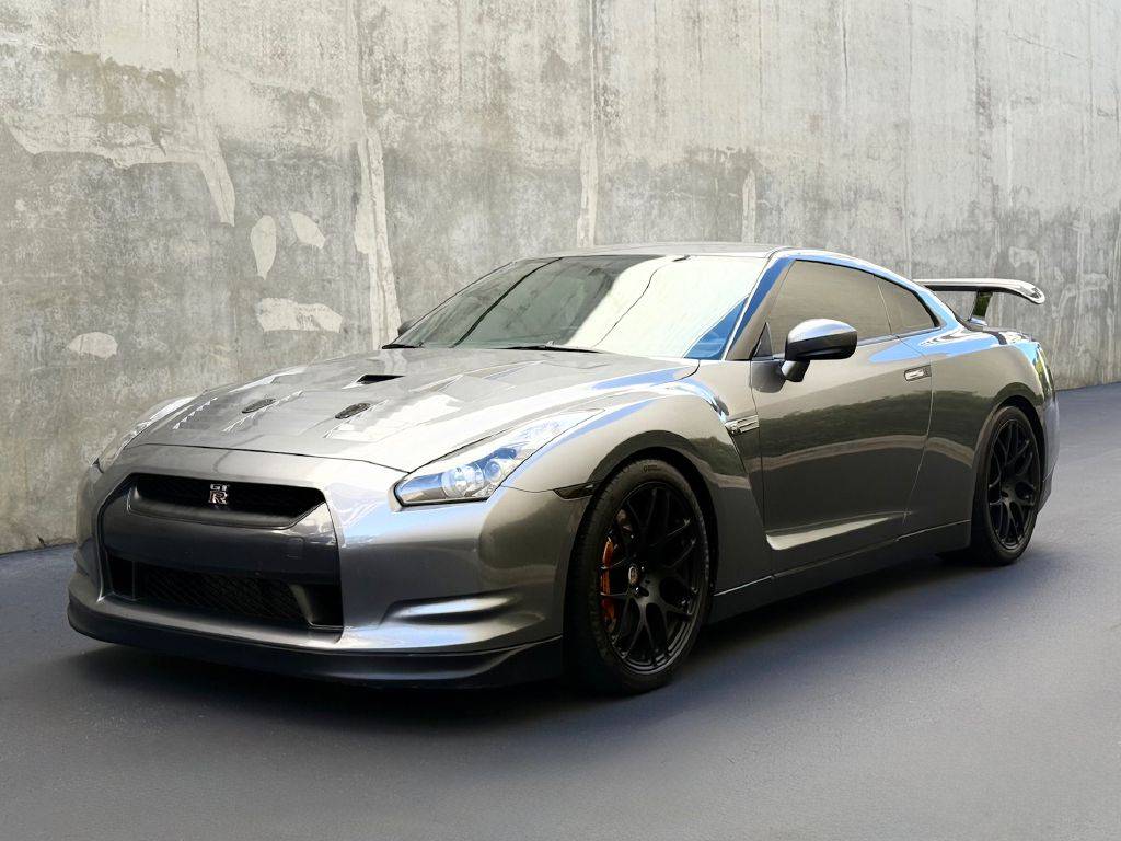 2010 Nissan GT-R Premium — Coupe — 87,016 mi — Costa Mesa, CA