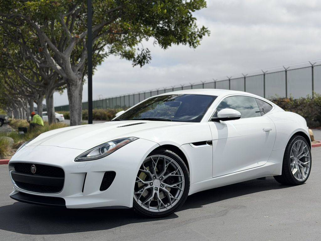 2017 Jaguar F-TYPE Standard