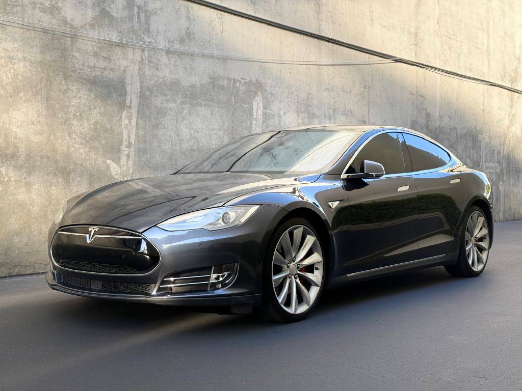 2015 Tesla Model S P85D — Hatchback — 53,421 mi — Costa Mesa, CA