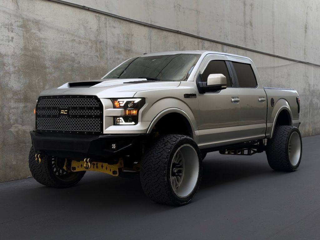 2017 Ford F-150 XLT — Pickup Truck — 92,548 mi — Costa Mesa, CA