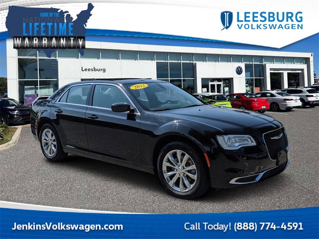 2022 Chrysler 300 Touring — Sedan — 61,597 mi — Leesburg, FL