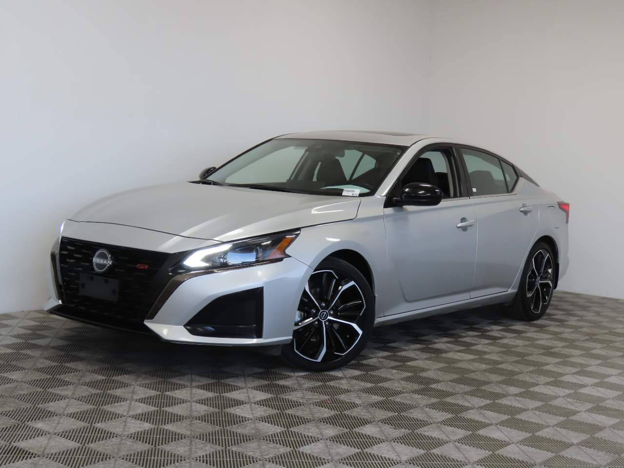 2023 Nissan Altima SR — Sedan — 42,113 mi — Tonopah, AZ
