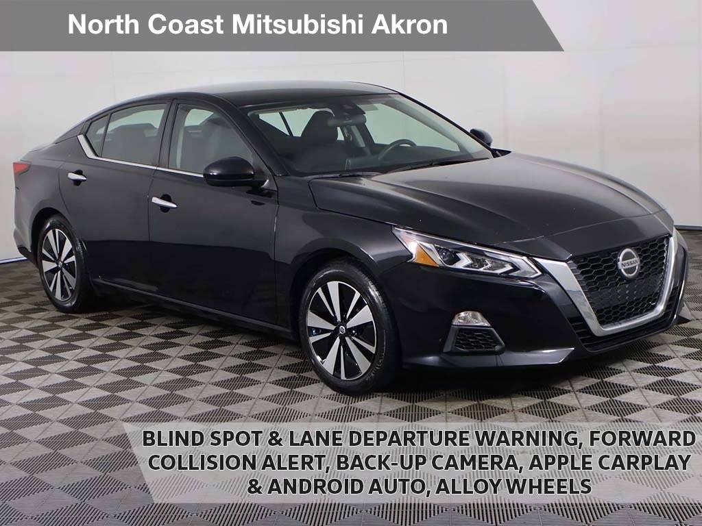 2022 Nissan Altima SV — Sedan — 27,701 mi — Akron, OH