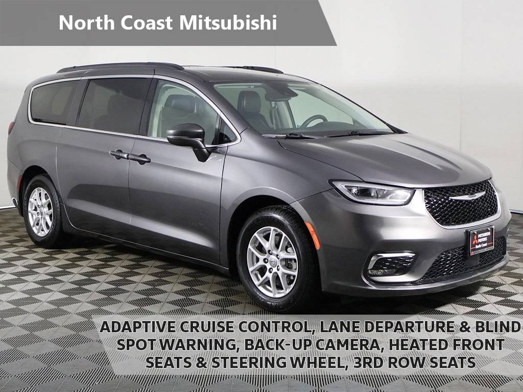 2022 Chrysler Pacifica Touring L — Minivan — 59,465 mi — Akron, OH