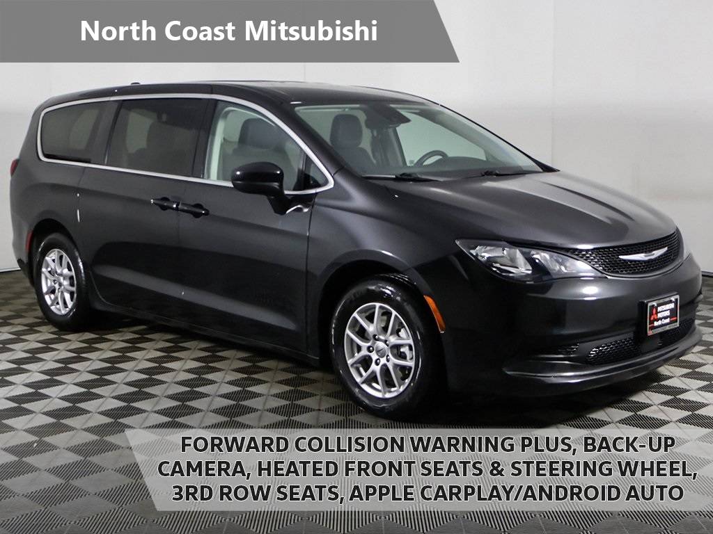 2023 Chrysler Voyager LX — Minivan — 66,434 mi — Akron, OH