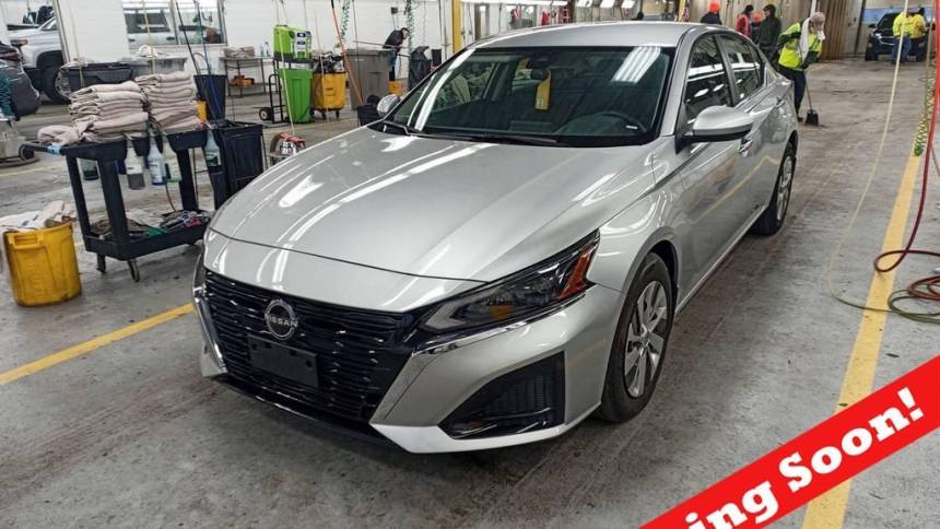 2023 Nissan Altima S — Sedan — 2,384 mi — Akron, OH