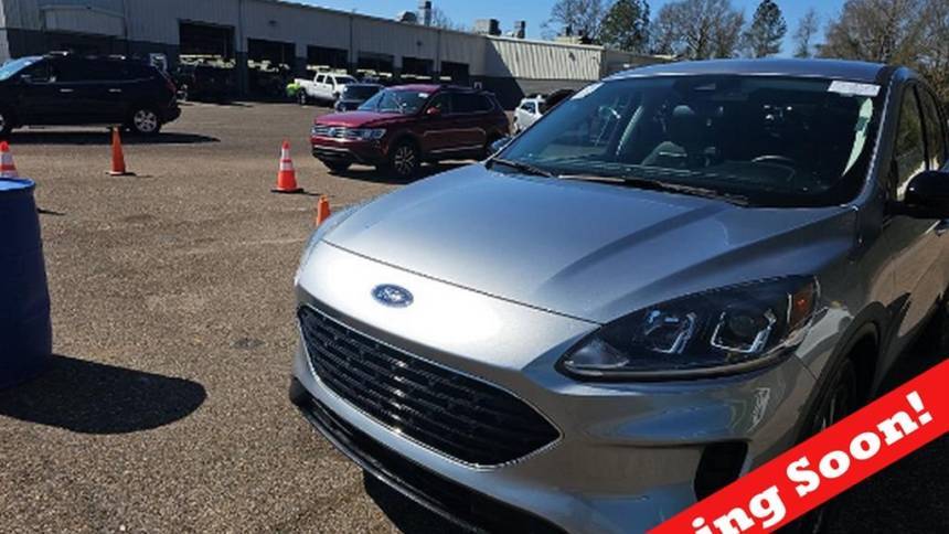 2022 Ford Escape SE — SUV — 45,749 mi — Akron, OH