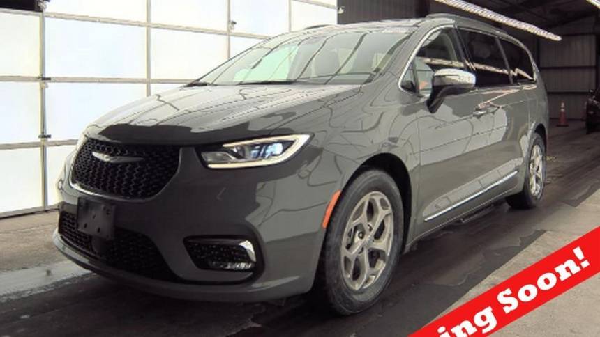 2023 Chrysler Pacifica Limited — Minivan — 55,346 mi — Akron, OH