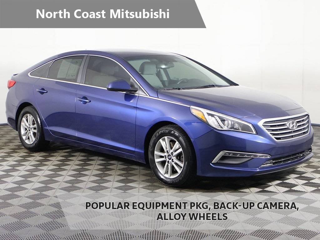 2015 Hyundai Sonata SE — Sedan — 88,667 mi — Akron, OH