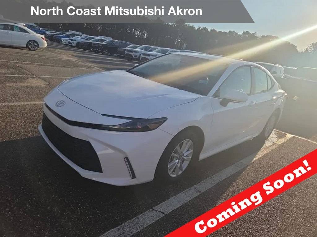 2025 Toyota Camry Hybrid LE — Sedan — 3,864 mi — Akron, OH