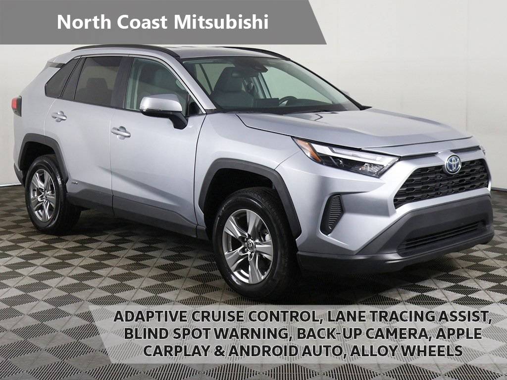 2024 Toyota RAV4 Hybrid XLE — SUV — 10,051 mi — Akron, OH