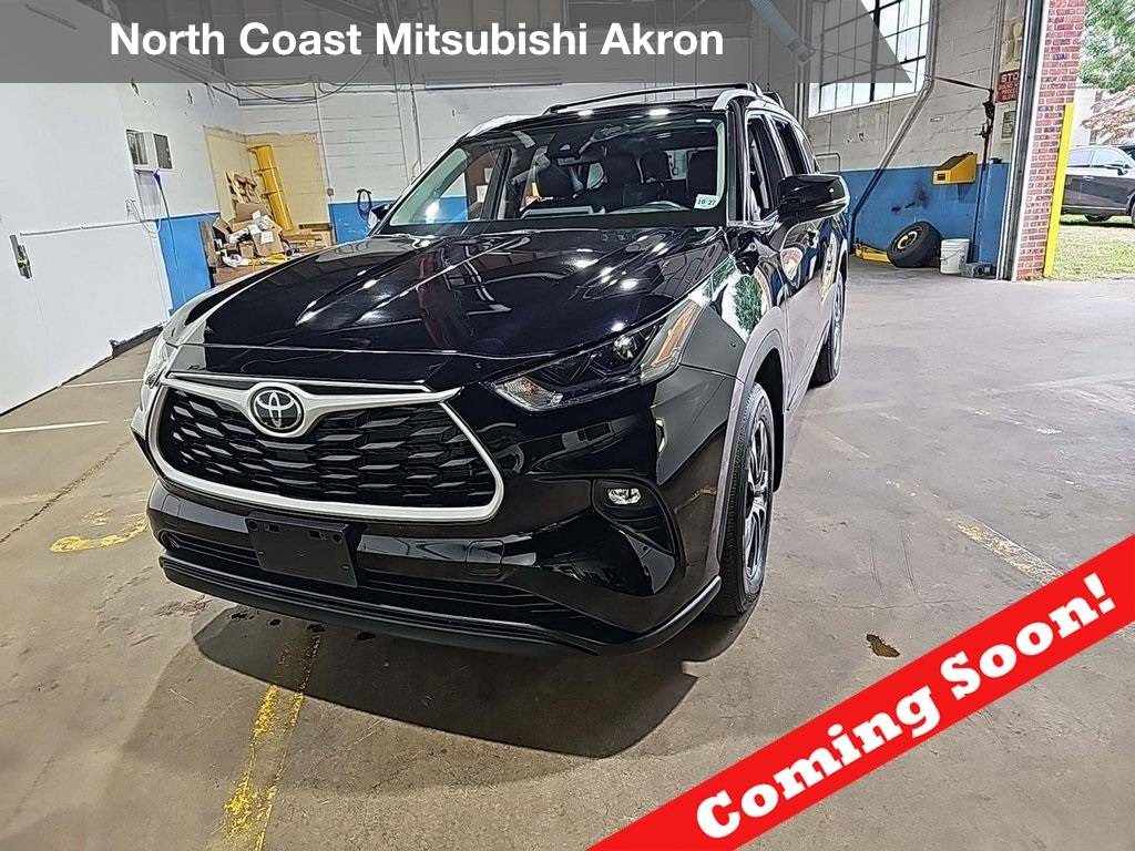 2022 Toyota Highlander XLE — SUV — 43,214 mi — Akron, OH
