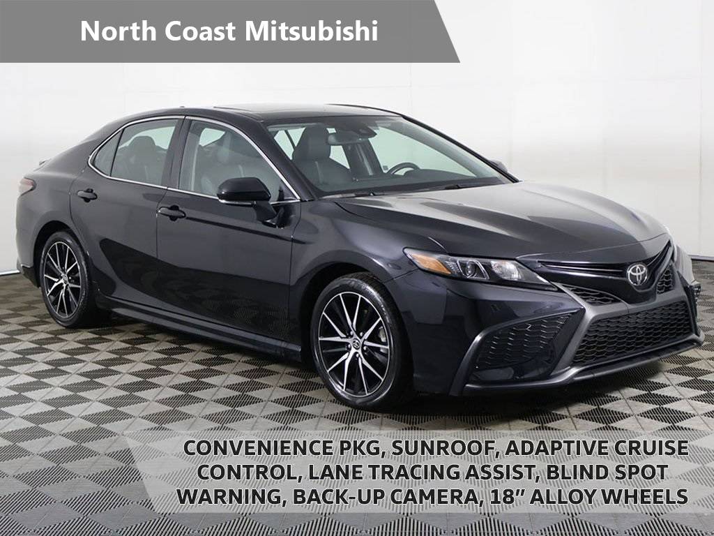 2023 Toyota Camry SE — Sedan — 18,960 mi — Akron, OH