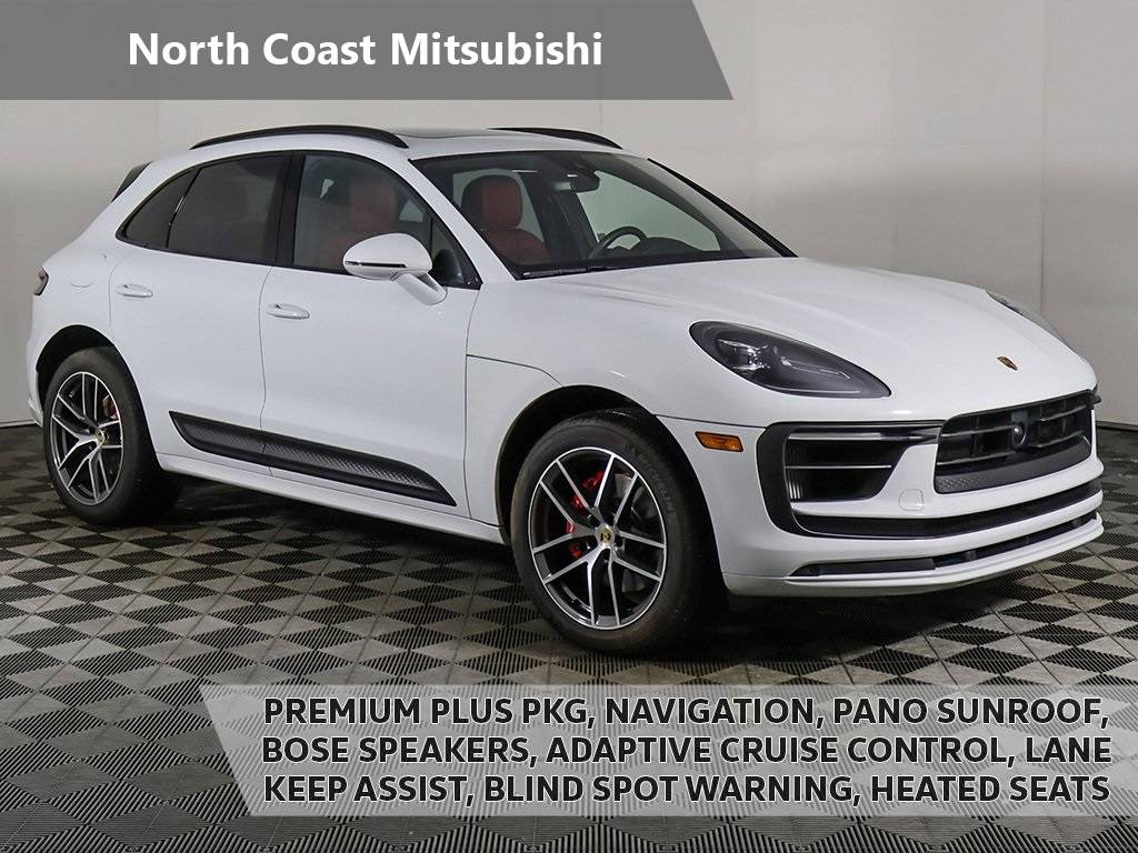 2024 Porsche Macan S — SUV — 6,902 mi — Akron, OH