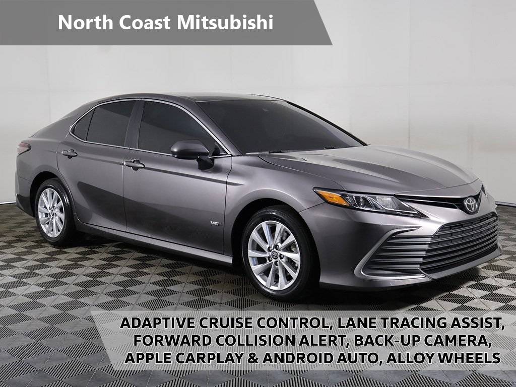 2023 Toyota Camry LE — Sedan — 28,613 mi — Akron, OH
