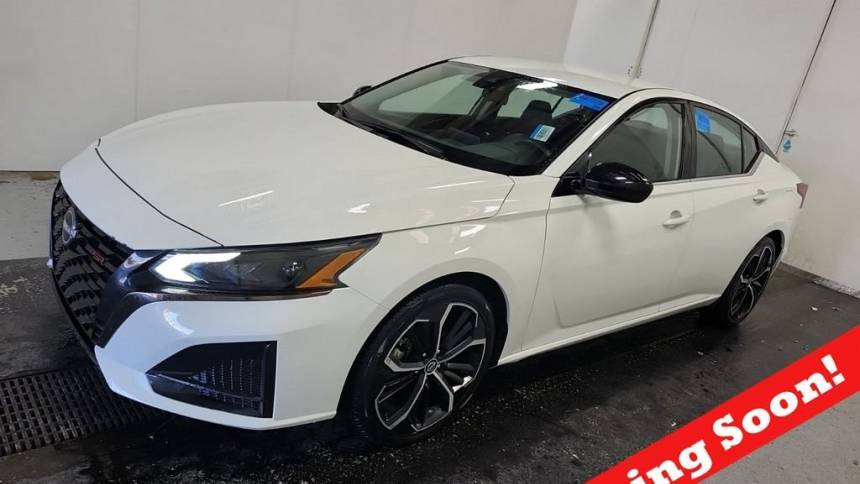 2023 Nissan Altima SR — Sedan — 57,281 mi — Akron, OH
