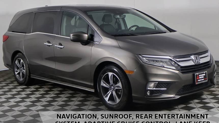 2019 Honda Odyssey Touring — Minivan — 59,008 mi — Akron, OH