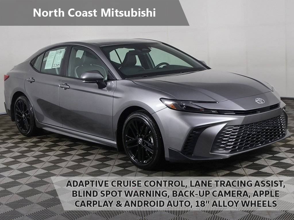 2025 Toyota Camry Hybrid SE — Sedan — 1,611 mi — Akron, OH