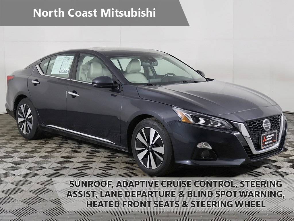 2019 Nissan Altima SV — Sedan — 27,208 mi — Akron, OH