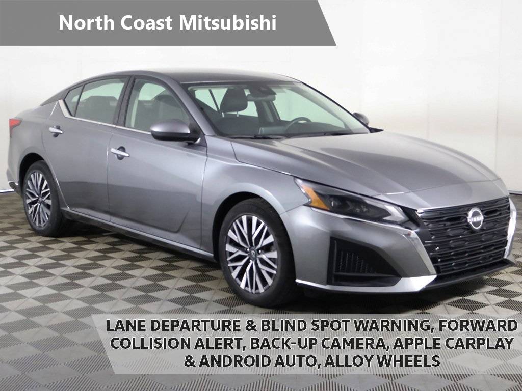 2023 Nissan Altima SV — Sedan — 54,479 mi — Akron, OH