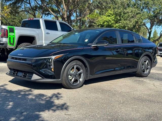 2025 Kia K4 LXS — Sedan — 678 mi — Orlando, FL