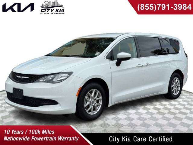 2023 Chrysler Voyager LX — Minivan — 60,001 mi — Orlando, FL
