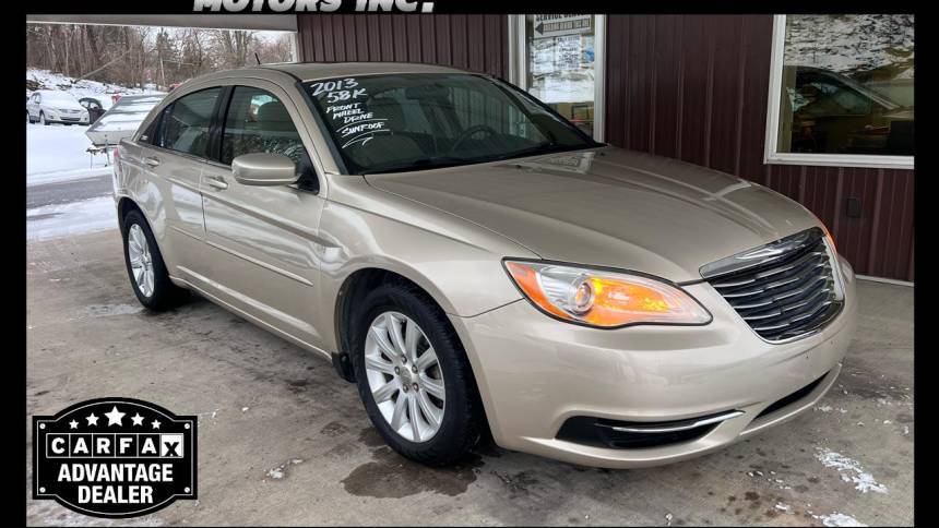 2013 Chrysler 200 Touring — Sedan — 58,565 mi — Portage, PA