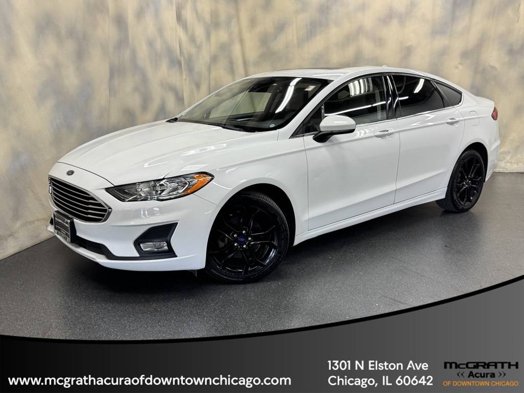 2019 Ford Fusion SE — Sedan — 97,640 mi — Chicago, IL