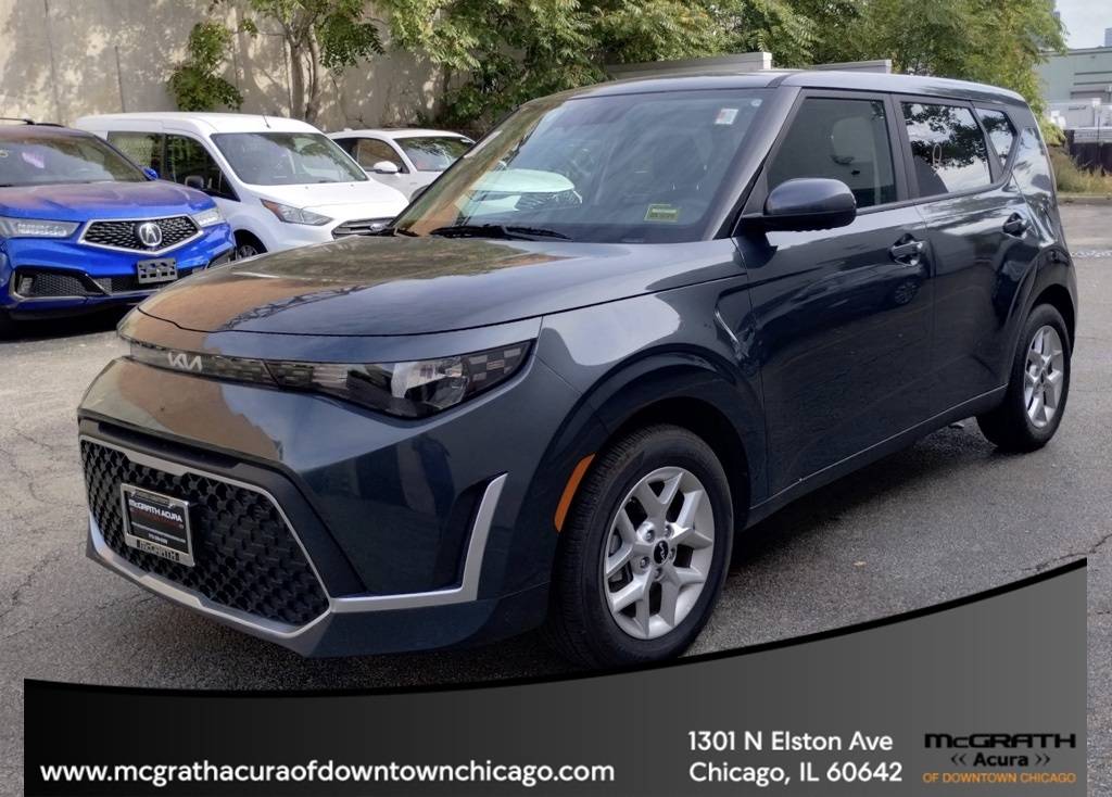 2025 Kia Soul LX — Hatchback — 5,470 mi — Chicago, IL