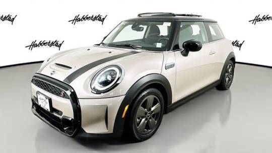 2022 MINI Hardtop Cooper S — Hatchback — 10,213 mi — Huntington Station, NY