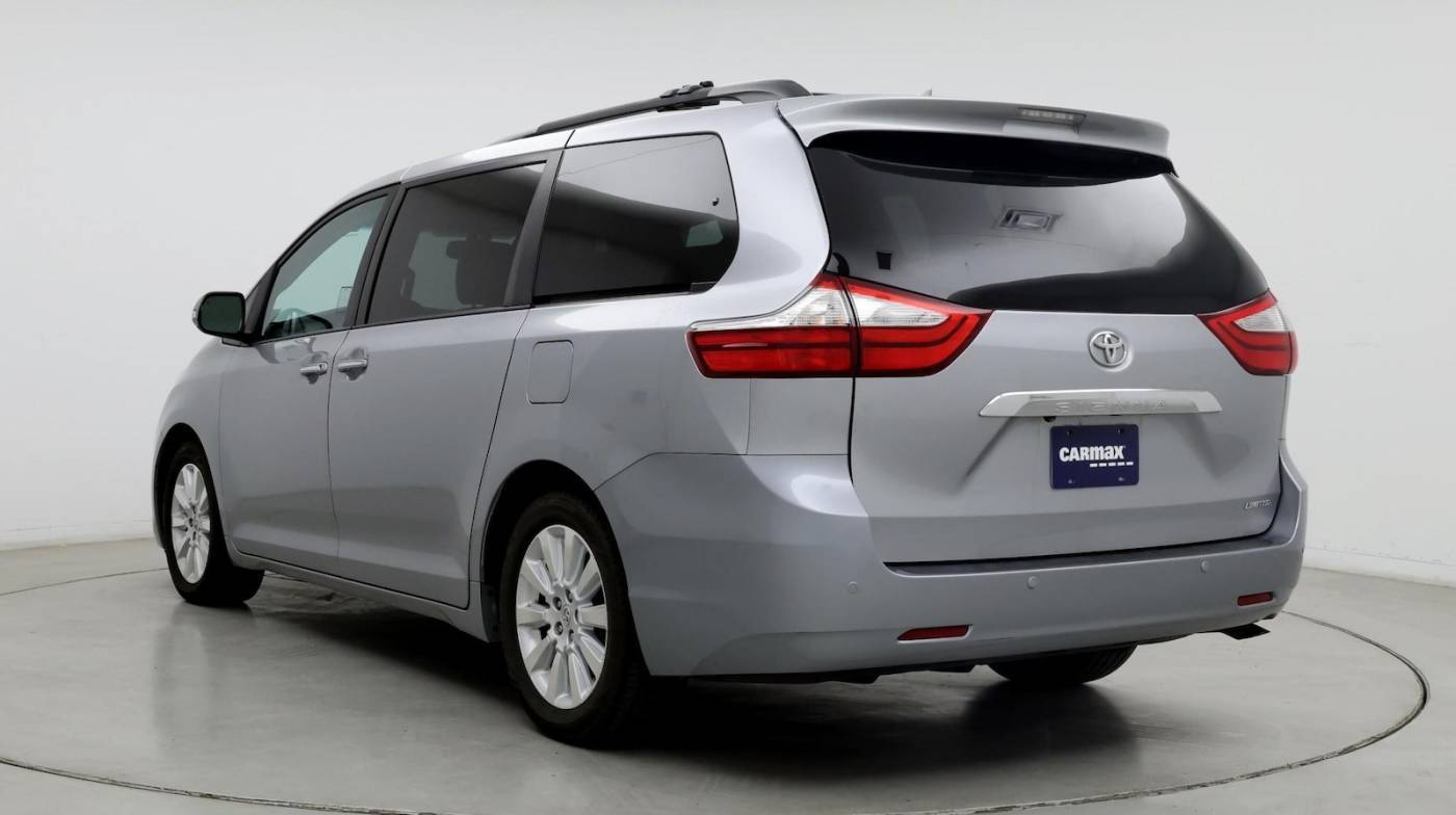 2015 Toyota Sienna Limited — Minivan — 48,563 mi — Oxnard, CA