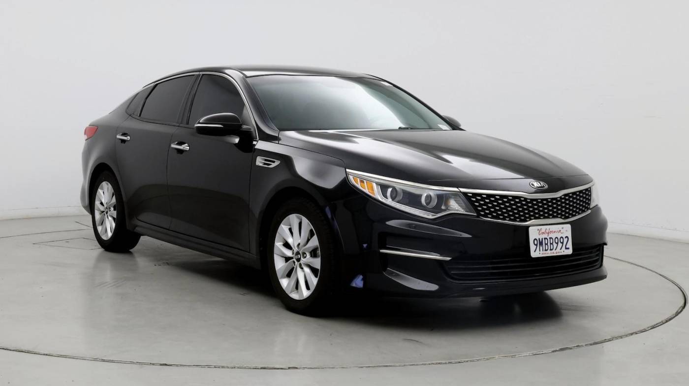 2016 Kia Optima EX — Sedan — 48,507 mi — Oxnard, CA