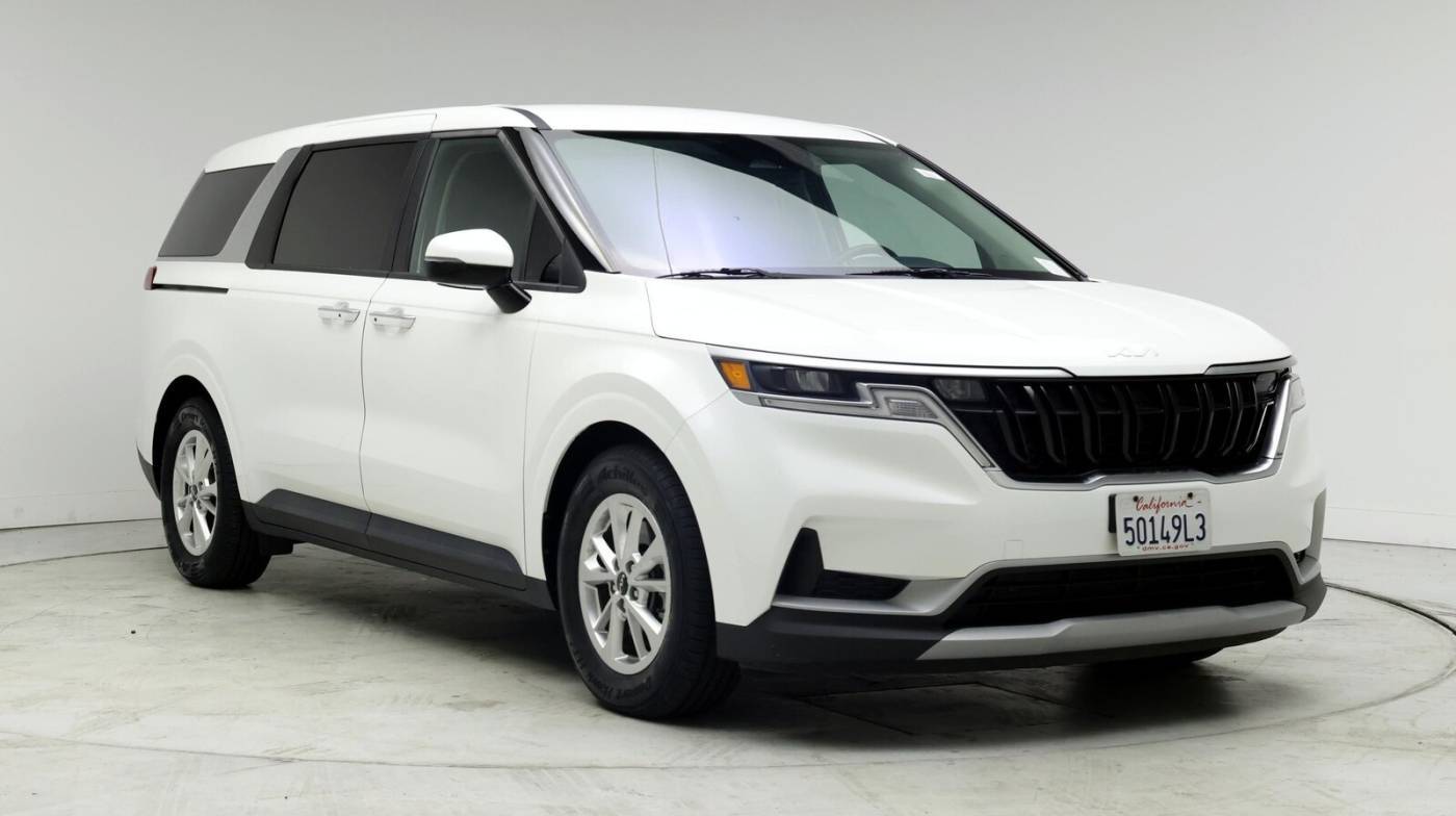 2022 Kia Carnival LXS — Minivan — 36,612 mi — Oxnard, CA