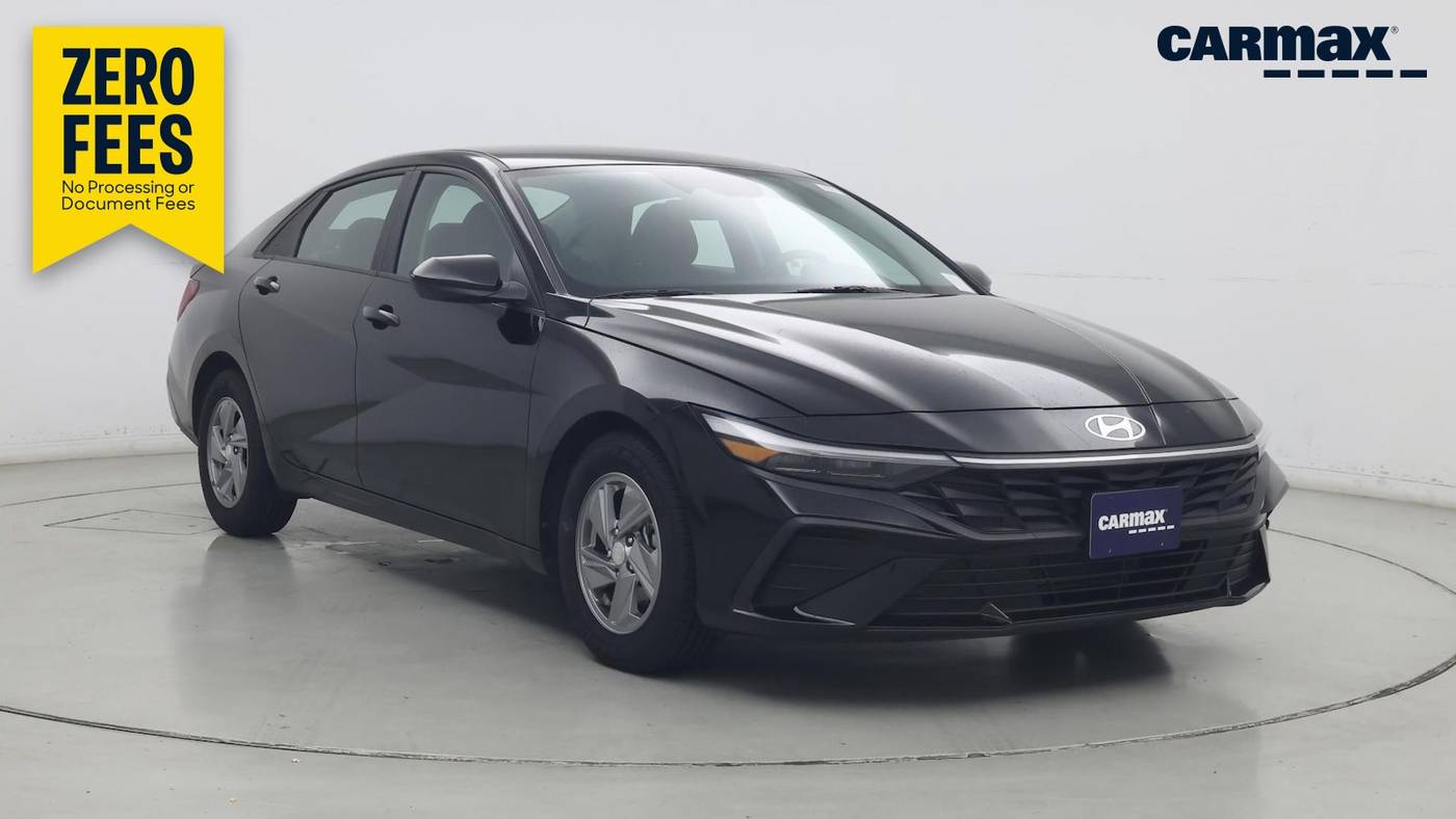 2024 Hyundai Elantra SE