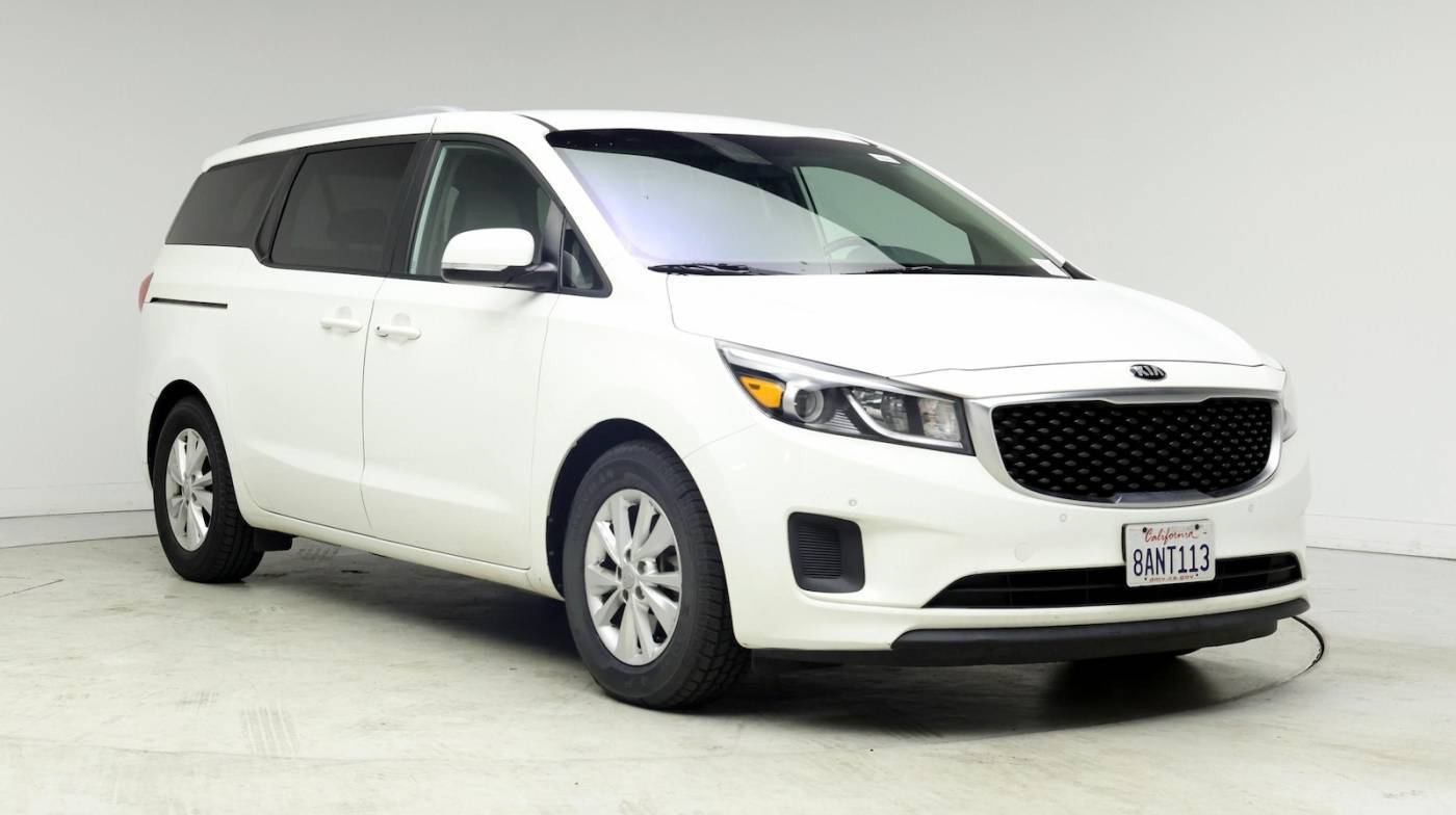 2017 Kia Sedona LX — Minivan — 76,706 mi — Oxnard, CA