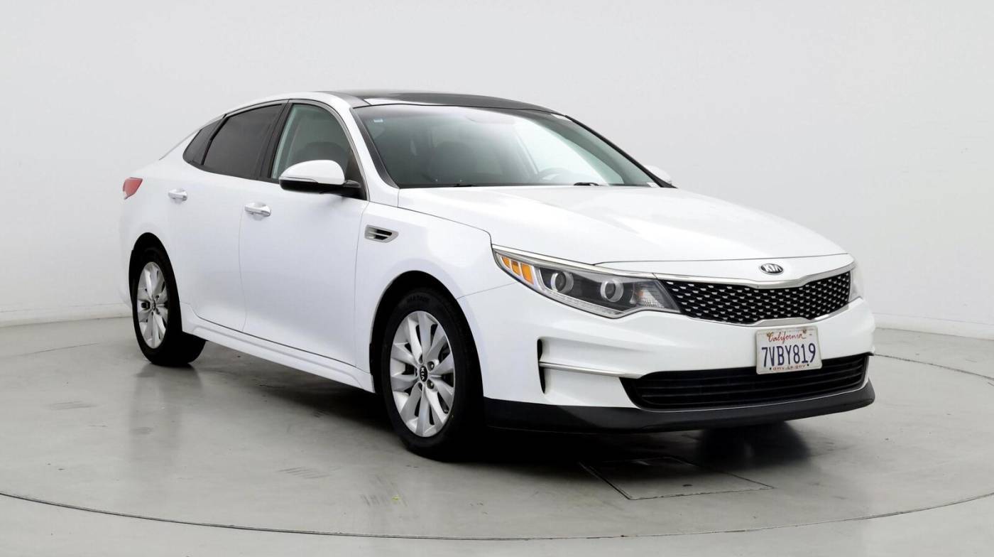 2016 Kia Optima EX — Sedan — 107,789 mi — Oxnard, CA