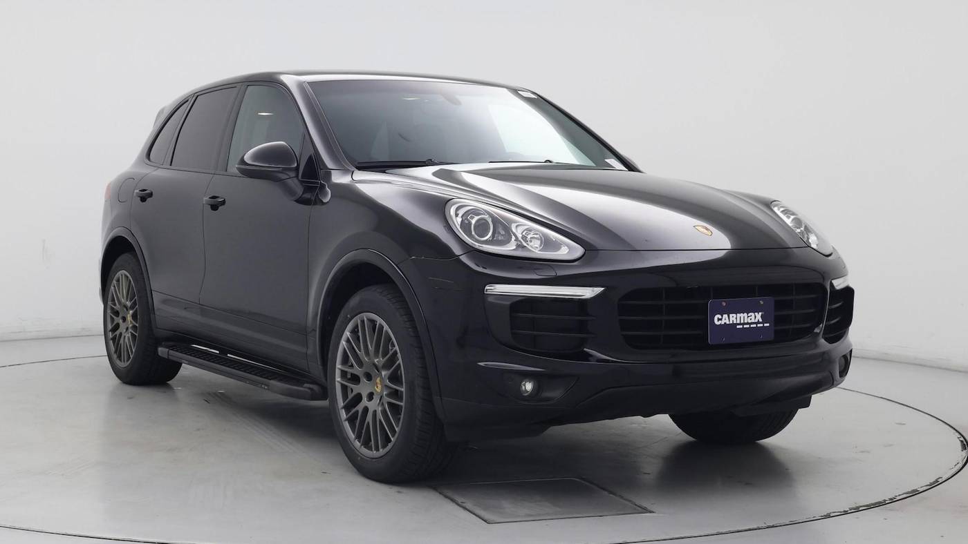 2017 Porsche Cayenne Platinum Edition
