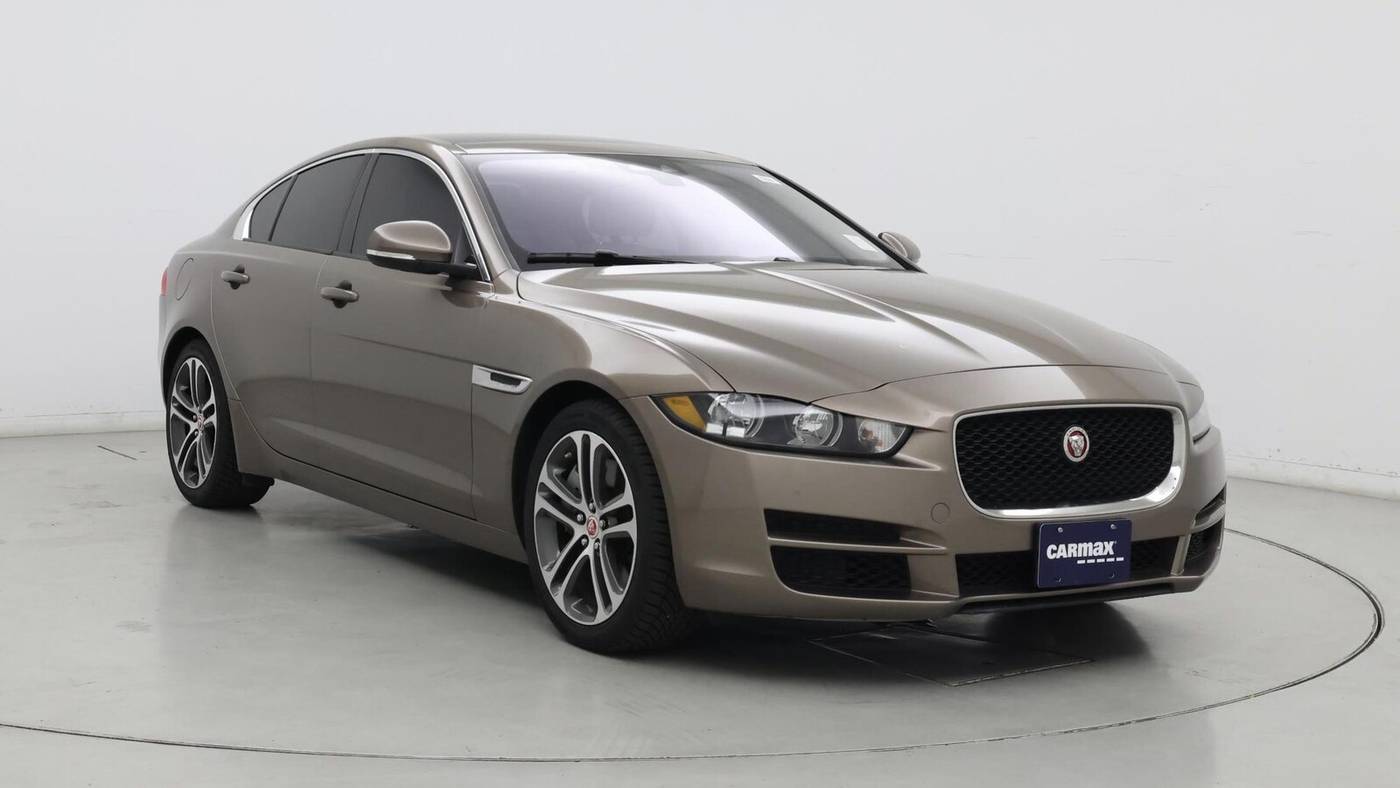 2017 Jaguar XE