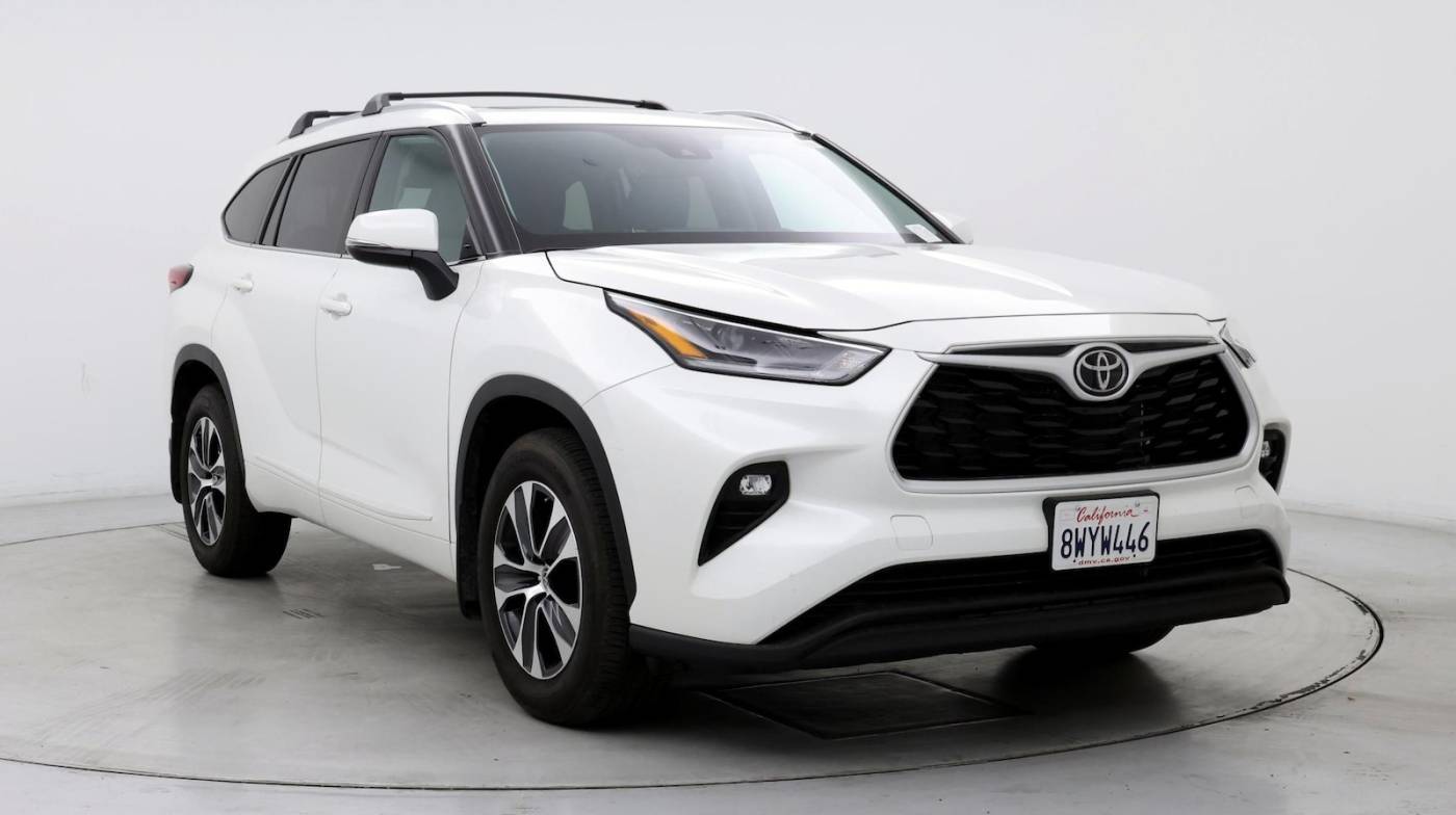 2021 Toyota Highlander XLE — SUV — 14,480 mi — Oxnard, CA