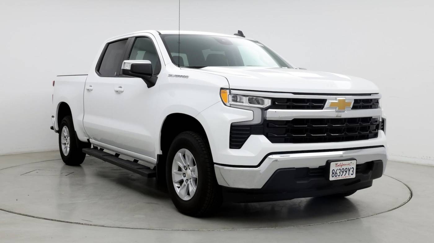 2024 Chevrolet Silverado 1500 LT — Pickup Truck — 3,390 mi — Oxnard, CA