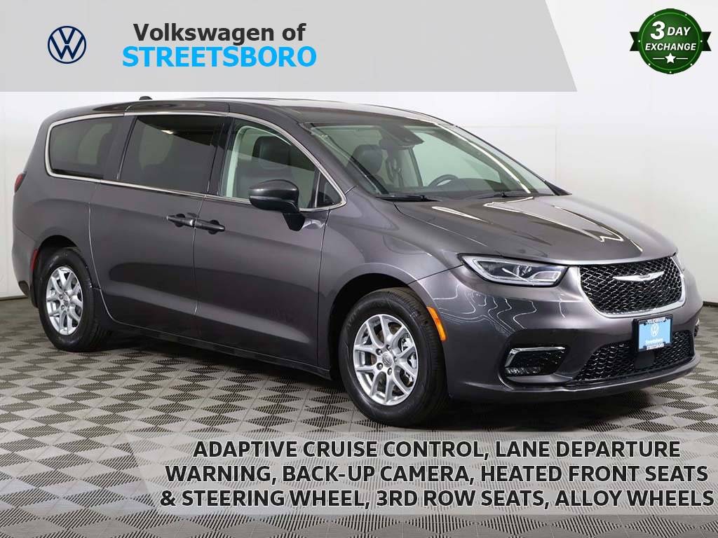 2023 Chrysler Pacifica Touring L — Minivan — 64,325 mi — Streetsboro, OH
