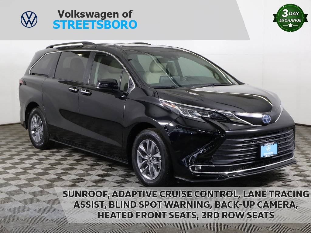 2022 Toyota Sienna XLE — Minivan — 23,199 mi — Streetsboro, OH