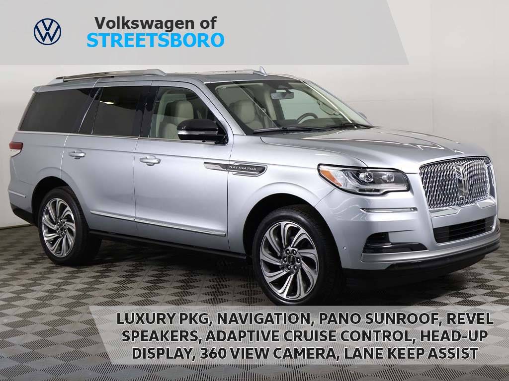 2024 Lincoln Navigator Reserve — SUV — 10,802 mi — Streetsboro, OH