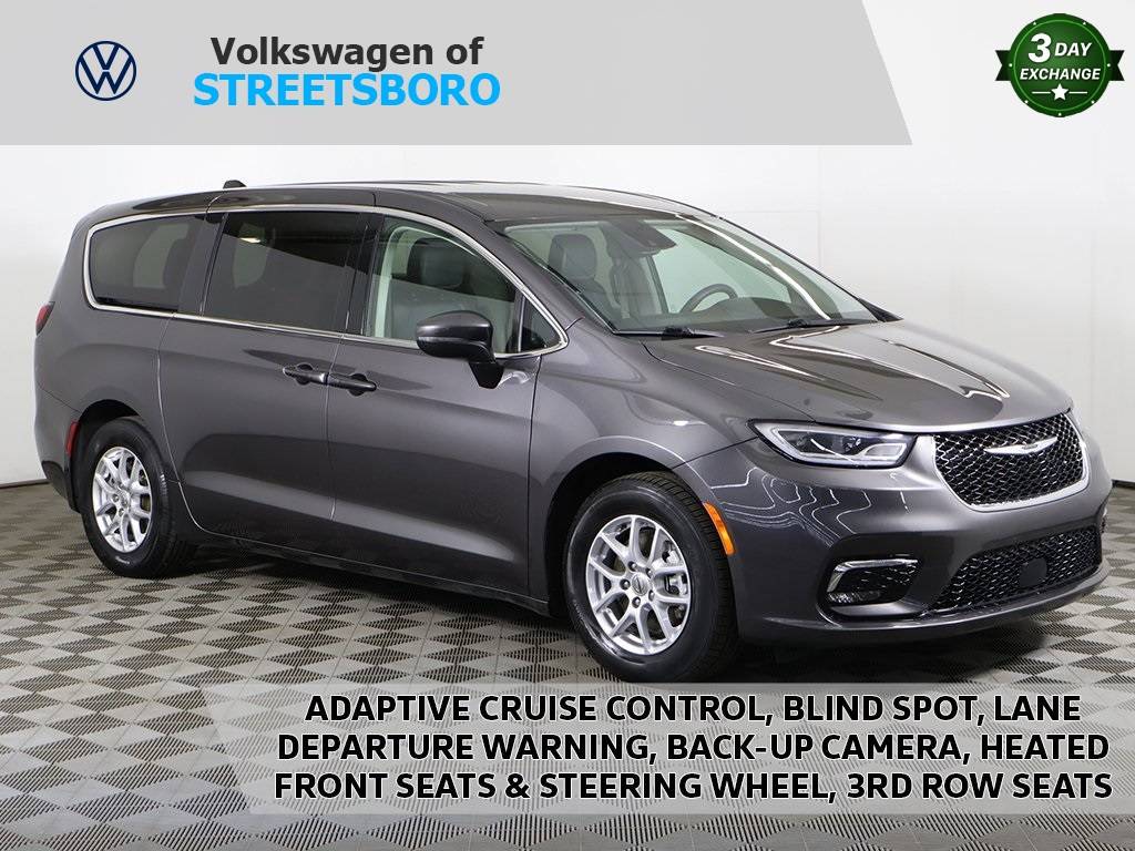 2023 Chrysler Pacifica Touring L — Minivan — 60,433 mi — Streetsboro, OH