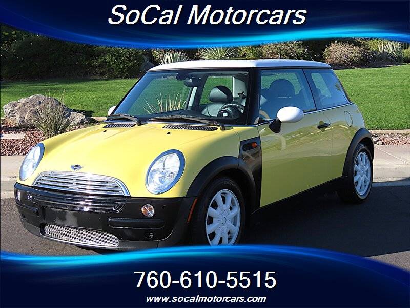 2004 MINI Cooper Base