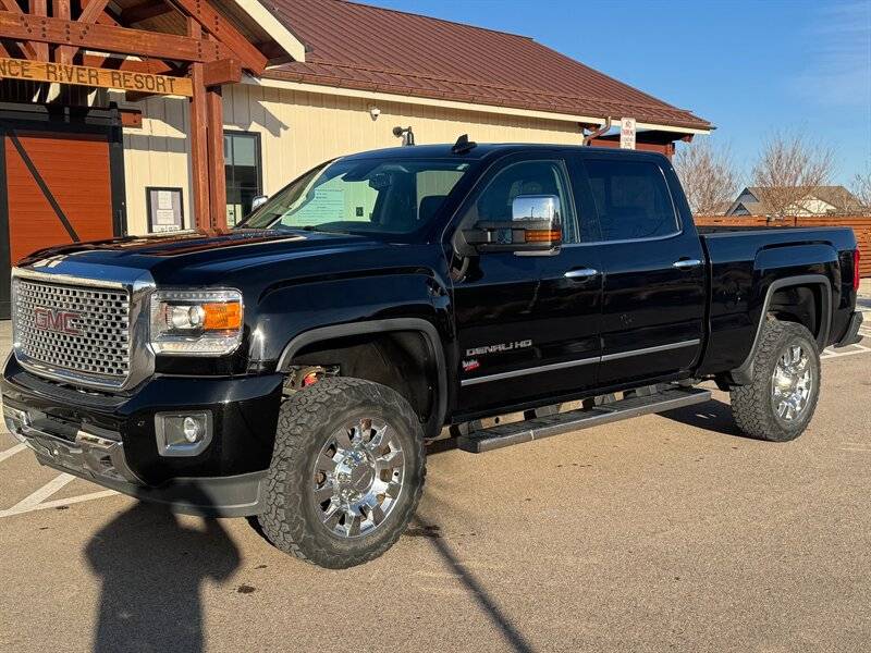 2015 GMC Sierra 2500HD Denali — Pickup Truck — 51,951 mi — Palm Desert, CA