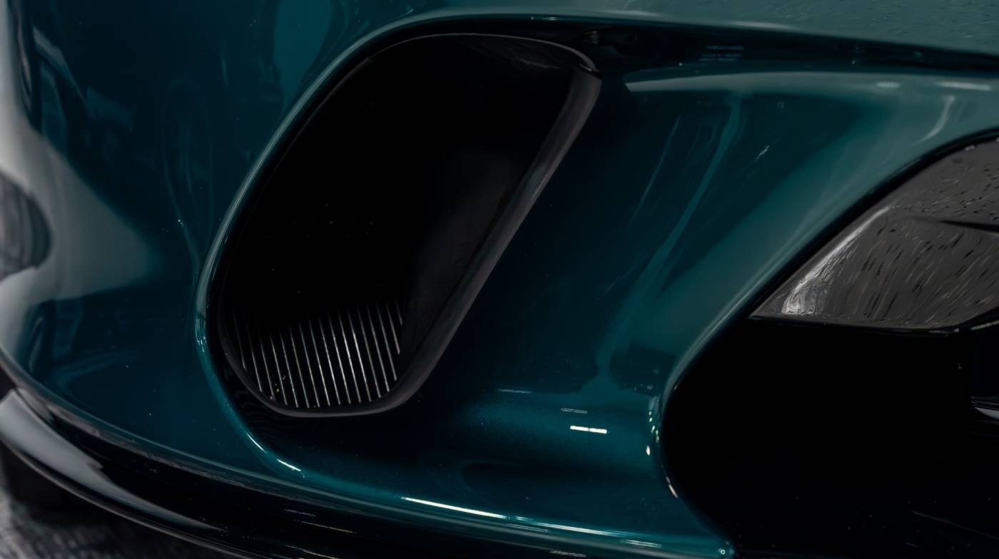 2023 McLaren GT Base