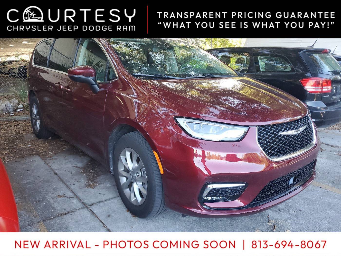 2023 Chrysler Pacifica Touring L — Minivan — 26,671 mi — Tampa, FL