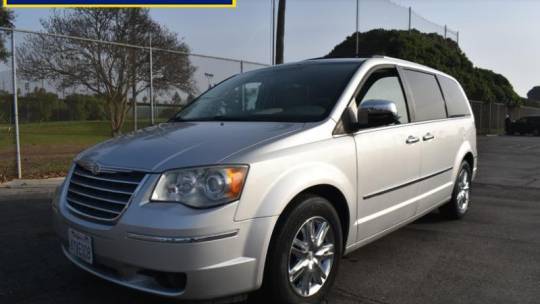2009 Chrysler Town & Country Limited — Minivan — 98,860 mi — Lawndale, CA